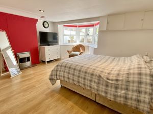 Basement Bedroom- click for photo gallery